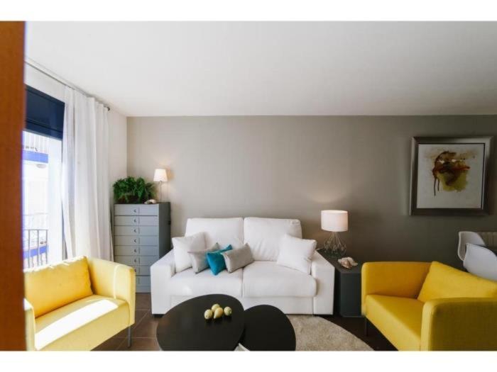Sitges Spaces Deluxe Beach Apartment- 3 Bedroom, 2 Bathroom, Next To Beach, Sleeps 6 Exterior foto