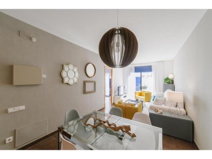 Sitges Spaces Deluxe Beach Apartment- 3 Bedroom, 2 Bathroom, Next To Beach, Sleeps 6 Exterior foto