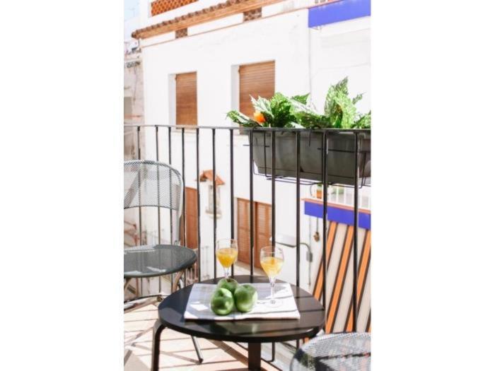 Sitges Spaces Deluxe Beach Apartment- 3 Bedroom, 2 Bathroom, Next To Beach, Sleeps 6 Exterior foto